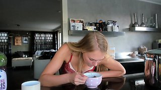 Naked Blonde Teen Girl Pussy Masturbation On Webcam