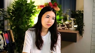 Hot brunette from squirt masturbating on webcam
