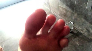 Brunette amateur teen masturbate to her boyfriend
