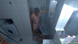 Big Booty Ebony Fucked Hard in Shower - Kiki Minaj