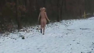 Busty teen gets picked up and fucked in threesome