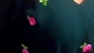 Sauteli Behen Ki Dost Ayi Thi Aur Sauteli Bhai Ne Friend Ki Chut Me Lund Dal Di