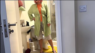 Caught Stepmom Peeing Into the Bathroom