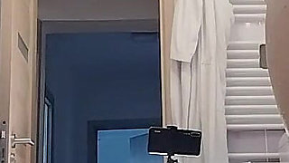 Sexy Wife Shaves Her Pussy Hair.