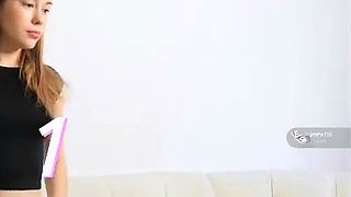 Young amateur teen in solo masturbation getting kinky