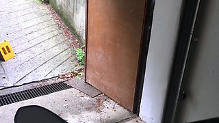Cute amateur blonde teen Nishe pussy fucked in the car