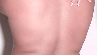 Hot Stepmom Full Bathing and Seducing for Sex Video in Hindi Audio