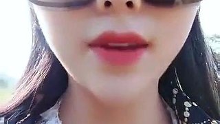 Amateur Asian teen sucks a big cock