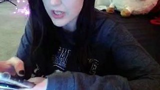 Amateur Webcam Babes Going Solo