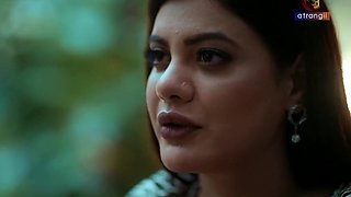 Tiny Indian MILF Naomi Shah swallows a stiff cock