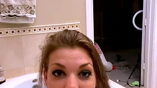Solo girls masturbate until orgasm for