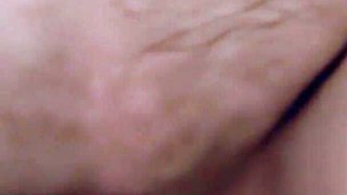 Danielle: Little Pee in the Toilet with Mature BBW MILF Danielle