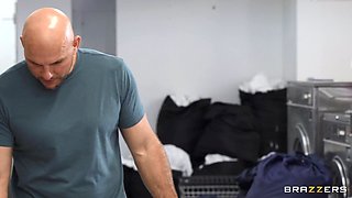 Incredible Phoenix Marie adult smutty clip