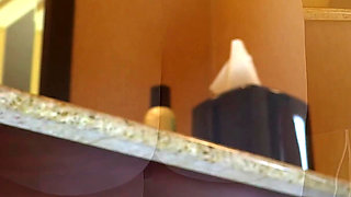 Arielle Lane - Booty Brushing Ii