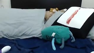 Cute Emo Teen Pussy Rub On Webcam