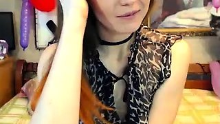 Amateur Webcam Teen Masturbates And Teases
