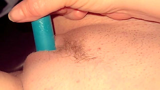 Amateur MILF's Risky Car Masturbation with Bullet Vibrator -