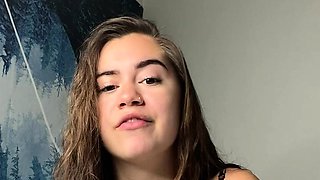 Close up amateur masturbating solo