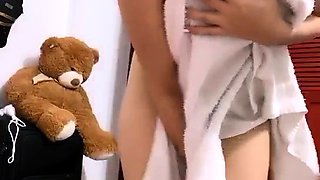 Tasha geek pregnant shaving in amateur porn shower solo