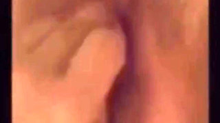 Juicy Jadore Masturbating