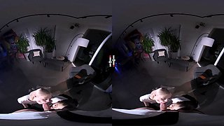Molly Cute & Sophie Weber VR Porn: Sophie Explains It All - DarkRoomVR