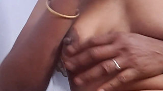 Coimbatore  ttamil aunty handjob her customer