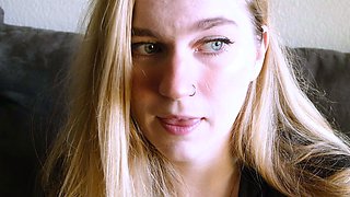 amateur texas blonde flashing boobs on live webcam