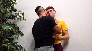 DILF gets ass rimmed and bred by twink