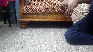 Honey bhabhi ne makaan malik ko seduce karke usse chudwa kar apni ghar ka kiraaya chukayi with hindi audio