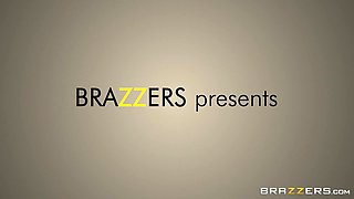 Working Out The Wives With Keiran Lee, Summer Brielle, August Taylor - Brazzers
