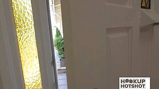 Junoesque Bryan Gozzling and Nina Skye - gagging xxx - Hookup Hotshot