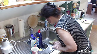 Granny gets fucked hard on the kitchen counter