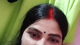 Indian Bhabhi with devar cheating wife (Hindi audio)