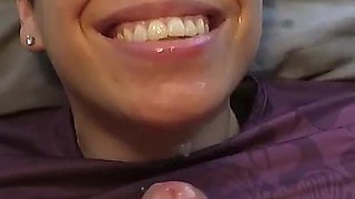Quickie on the Bed with Missed Cumshot