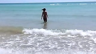 Nudist Beach Fun: Hot Girl Helps Guy Jerk Off in Public
