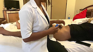 The Boy Got Aroused by Seeing the Sexy Doctor and They Had Sex
