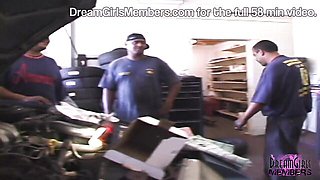 DreamGirls Members - flashing video