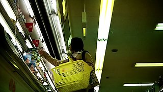 Sexy huge ass latina amateur rides fetish dudes cock