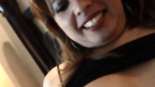 Hola, soy Claudia de Guatemala: 18 y lista para ti