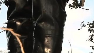 Amateur fetish big booty bitch riding with her bum