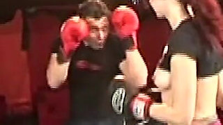 2 Boxers and a Slut: DP on the Ring