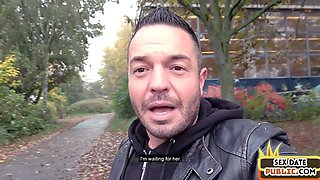 Horny bigass cougar pussysmashed outdoor