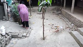 Desi Aunty Gets Anal Fuck in the Yard - Tight Pussy Doggy Style - Indian Mature Sex