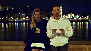 The very special lesson of the sports teacher Alysha… - Jacquie et Michel TV