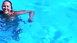 How a Sexually Lonely Housewife on Vacation in the Pool Learns to Dive