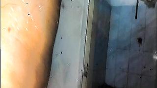Step Mother in Sri Lanka - How Ahe Jons The Bath