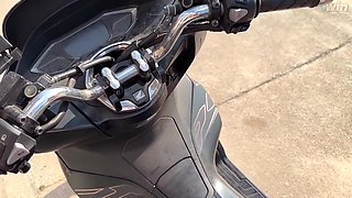 Chick Next Door With Huge Ass Need My Help , Sure , I'll Do My Best Creampie