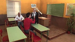 The Horny Teacher Is Cumming In A Dp With 2 Students 18+