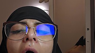 Blowing My Dildo While I Say Naughty Things Mia Niqab