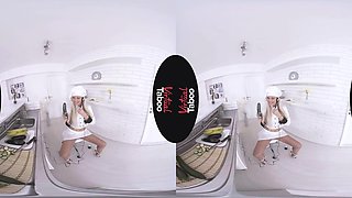 Lola Myluv VR Porn: Cooking Veggies With Pussy Juice - VirtualTaboo